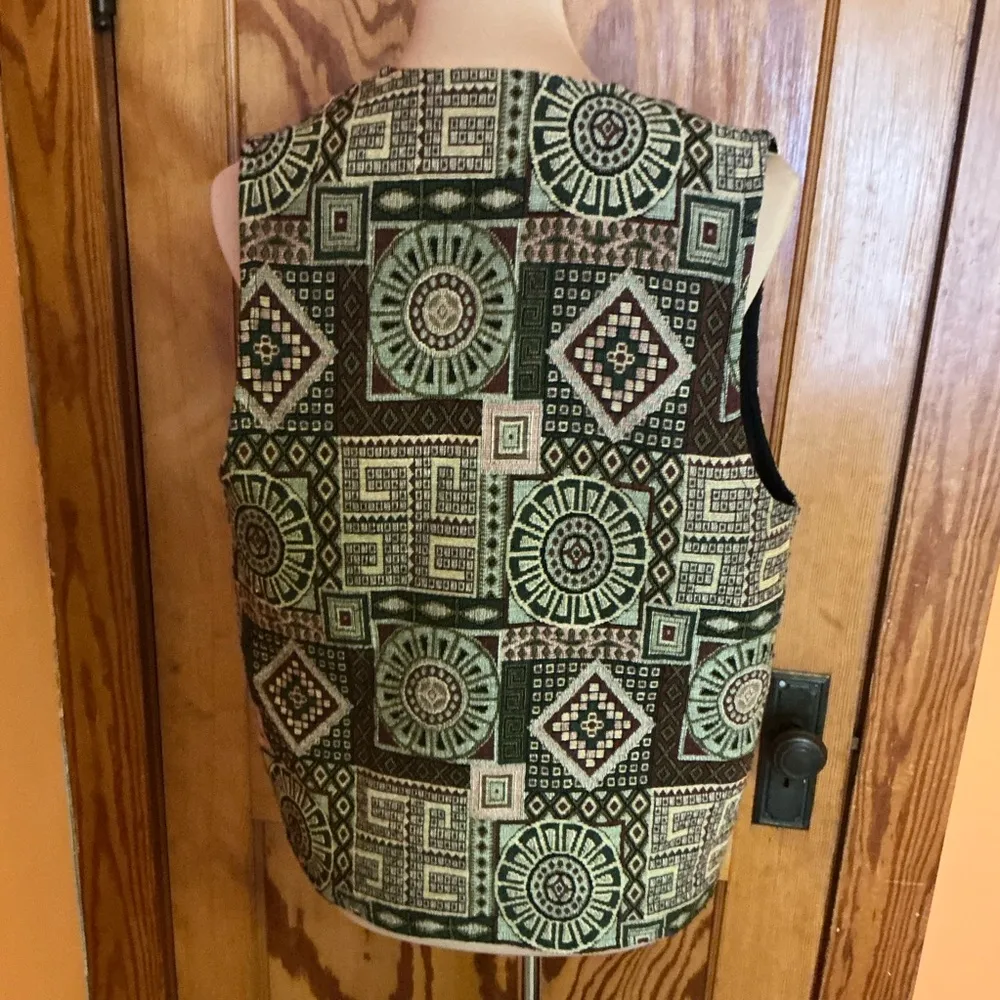 Vintage 70s tapestry vest Size M - Image 8