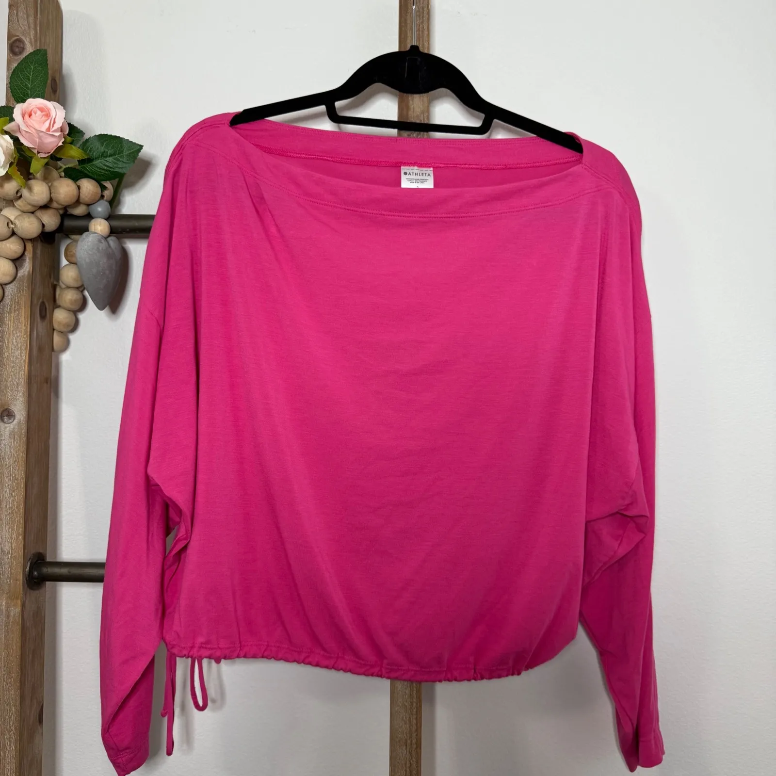 Athleta Pink Long Sleeve Cinched Tie Athletic Shirt Size Small - Image 2