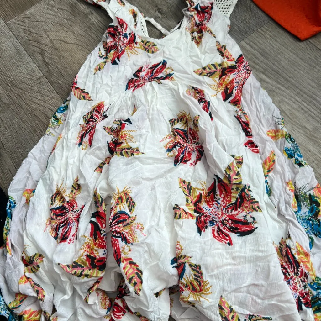 Free People White thought I was Dreaming Floral mini Dress size M - Image 3