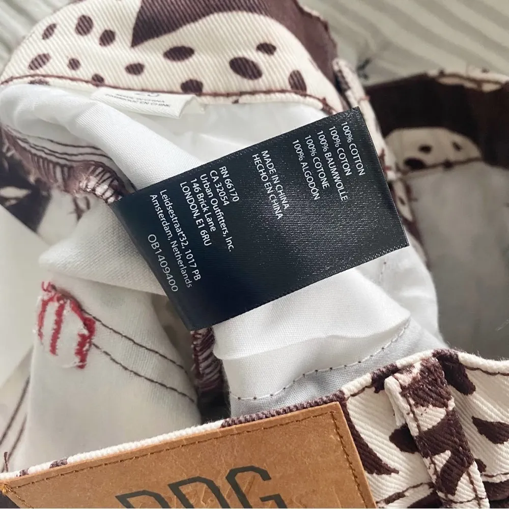 BDG 90’s Mid Rise Printed Bootcut Jean - Image 9