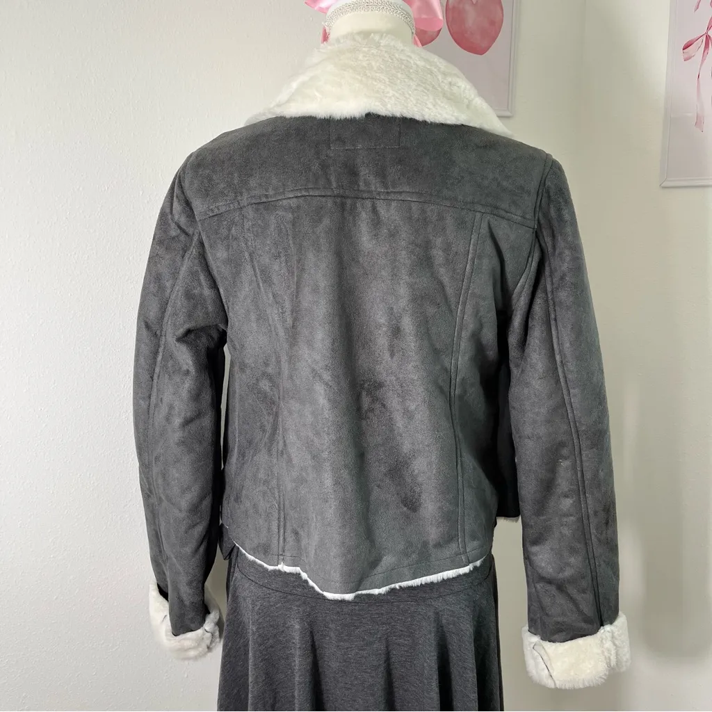 GB Gray Suede White Fur Trim Zip‎ Penny Lane Crop Jacket Womens Size Small - Image 5