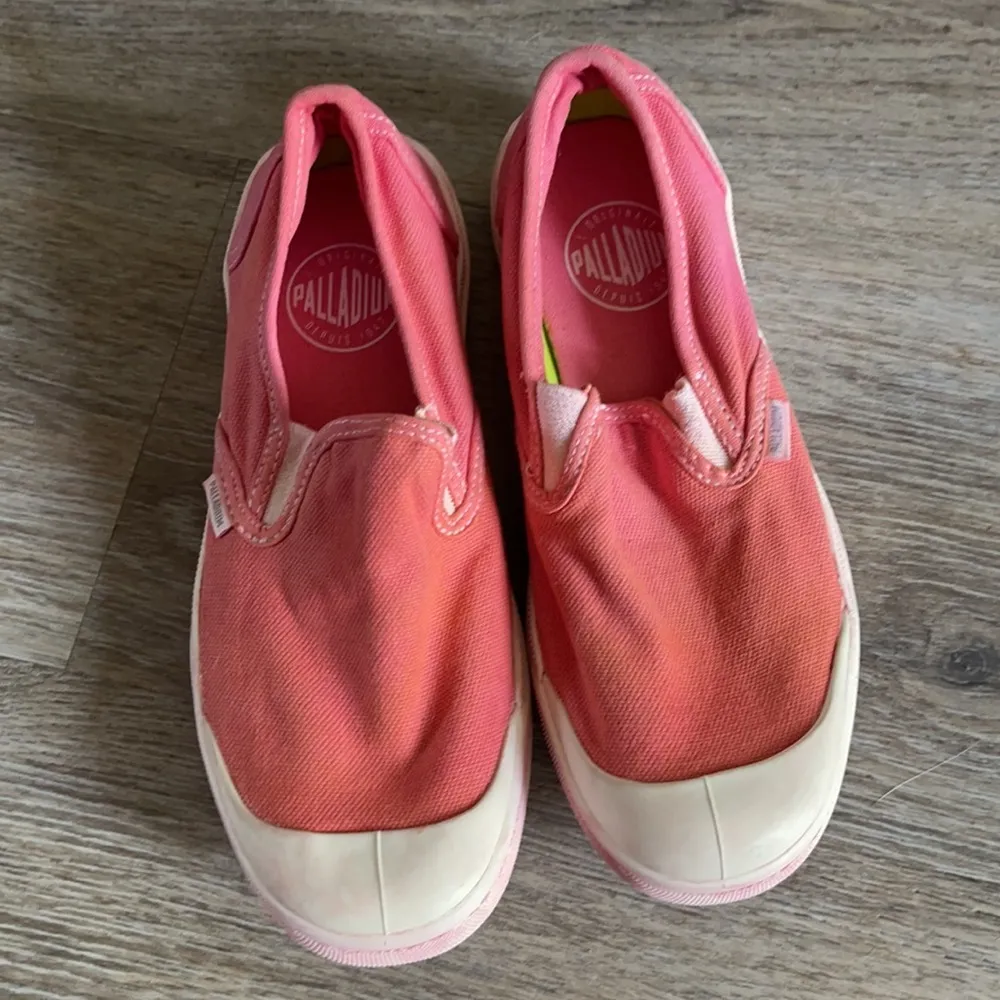 Palladium Canvas Slip On Shoes Size 5.5 - Image 3