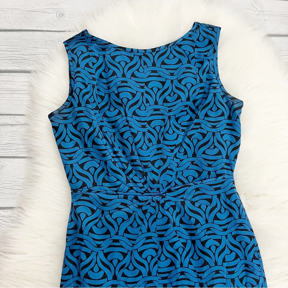 Banana Republic Blue and Black Sleeveless Dress - Image 3