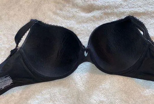 Victoria's Secret Push-up Bra - Image 2