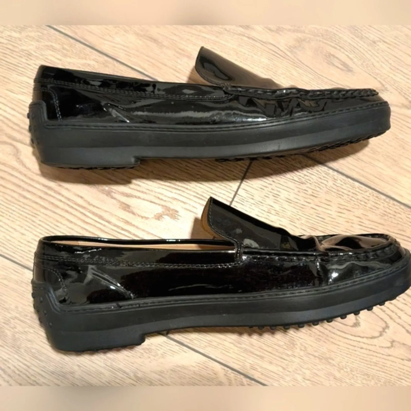 Tod's Womens 42 12 Shiny Black Patent Leather Slip On Loafers Driving Shoes - Image 4