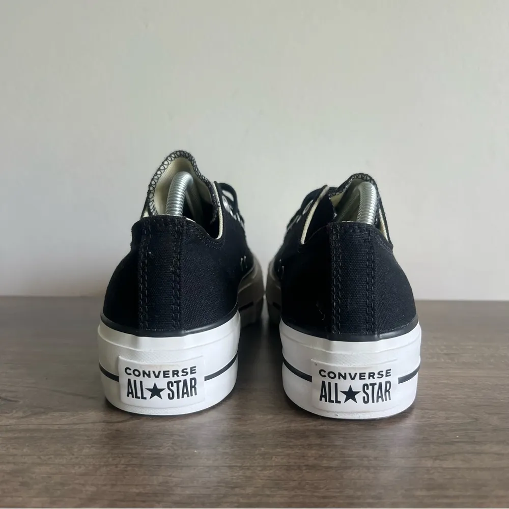 Converse Chuck Taylor All Star Lift Ox Black / White Women's Shoe Size 7.5 - Image 5