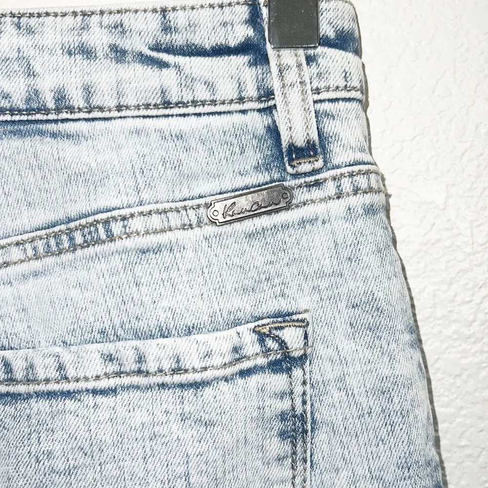 KanCan Signature Light Acid Wash Distressed Relaxed Fit Jeans Size 24 - Image 8