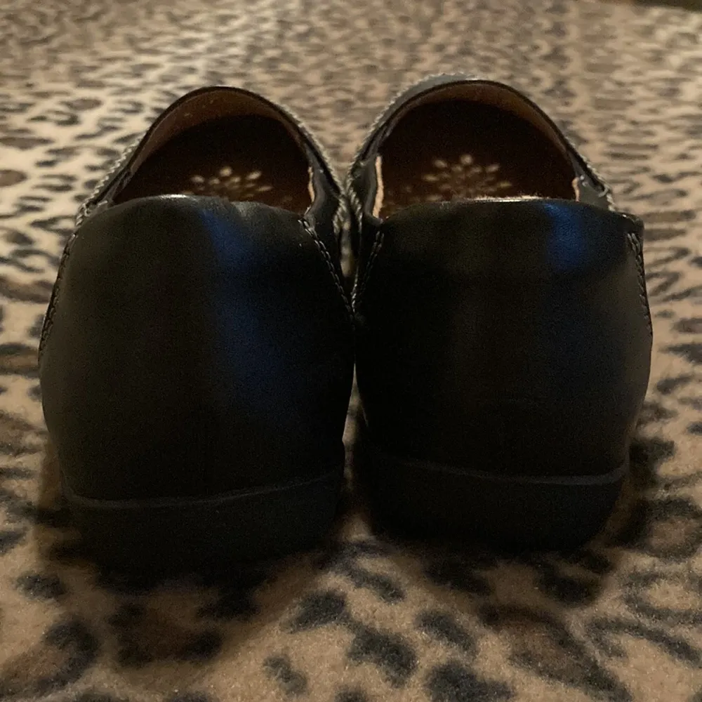 Earth Origins Loafers Women’s Size 11 W earth origins “Freya” Black Leather Shoe - Image 4