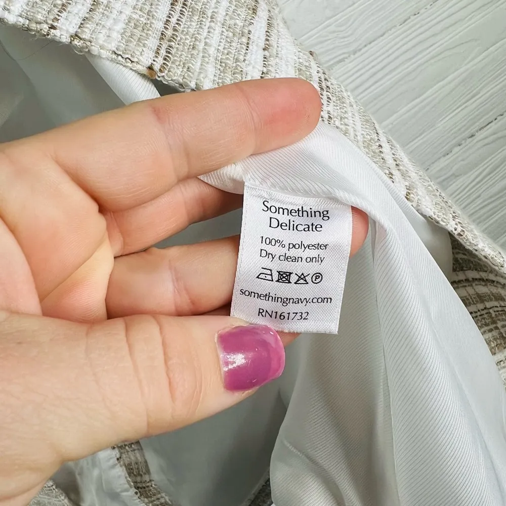 Barbie Tweed Blazer in Beige Combo Puff Shoulder Size Medium - Image 9