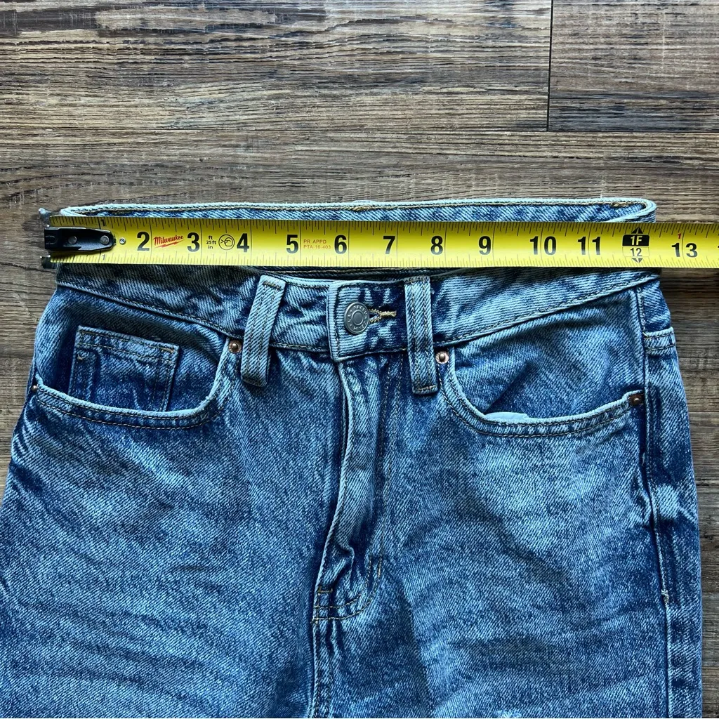 Pacsun Womens 90’s Boyfriend Denim Ripped Distressed Jeans Sz 24 Light Wash Blue - Image 3