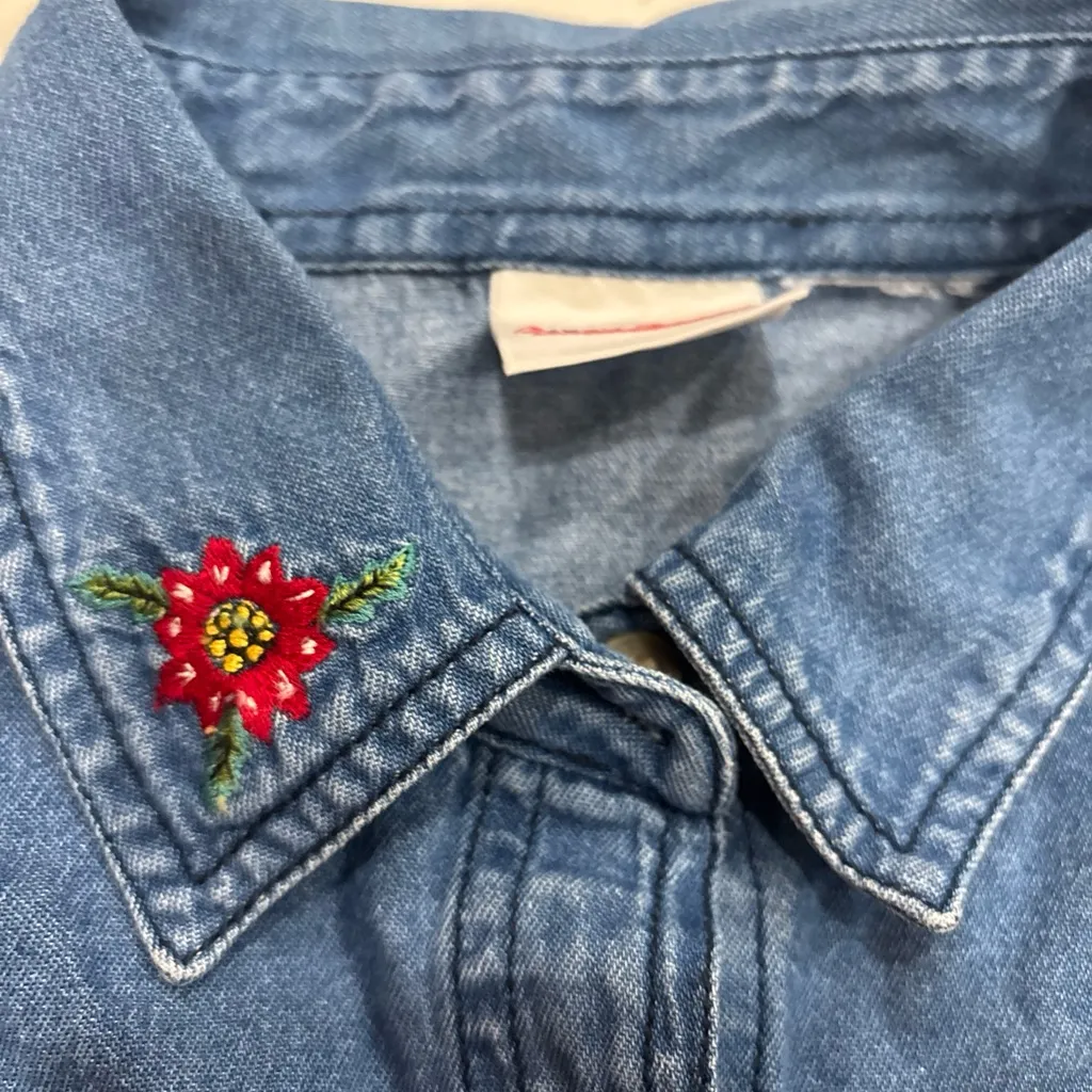 Bobbie Brooks Blue VTG Denim Shirt teddy bears embroidered Size undefined - Image 11