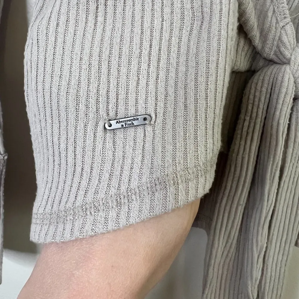 Abercrombie & Fitch Ribbed Knit Surplice Crossover Tie Front Long Sleeve Top - Image 9