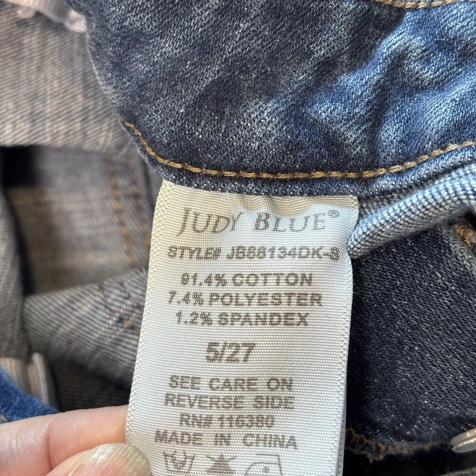 Judy Blue Jeans Skinny Fit Button Fly Taper Leg Darkwash Stretch size 5/27 - Image 10