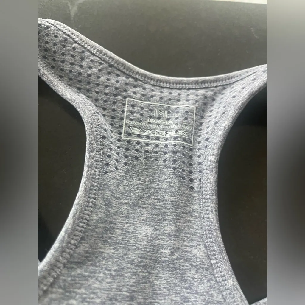 NWOT HIGH WAISTED LEGGINGS AND TOP IN GREY COLOR M Gray Size M - Image 2