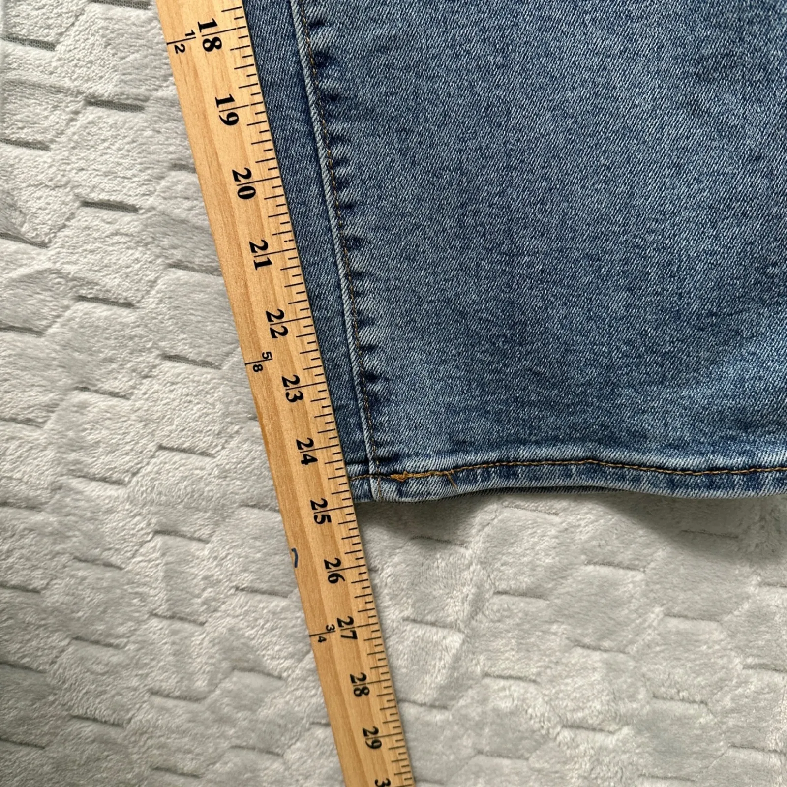 Levi's Ribcage Straight Jeans Womens Sz 26 Blue Wash Waterless Heritage Capsule - Image 8