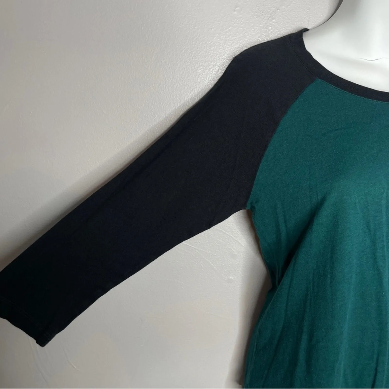 HARLEY DAVIDSON Raglan Top Womens Size Small Biker Motorcycle Casual Grunge Moto - Image 3