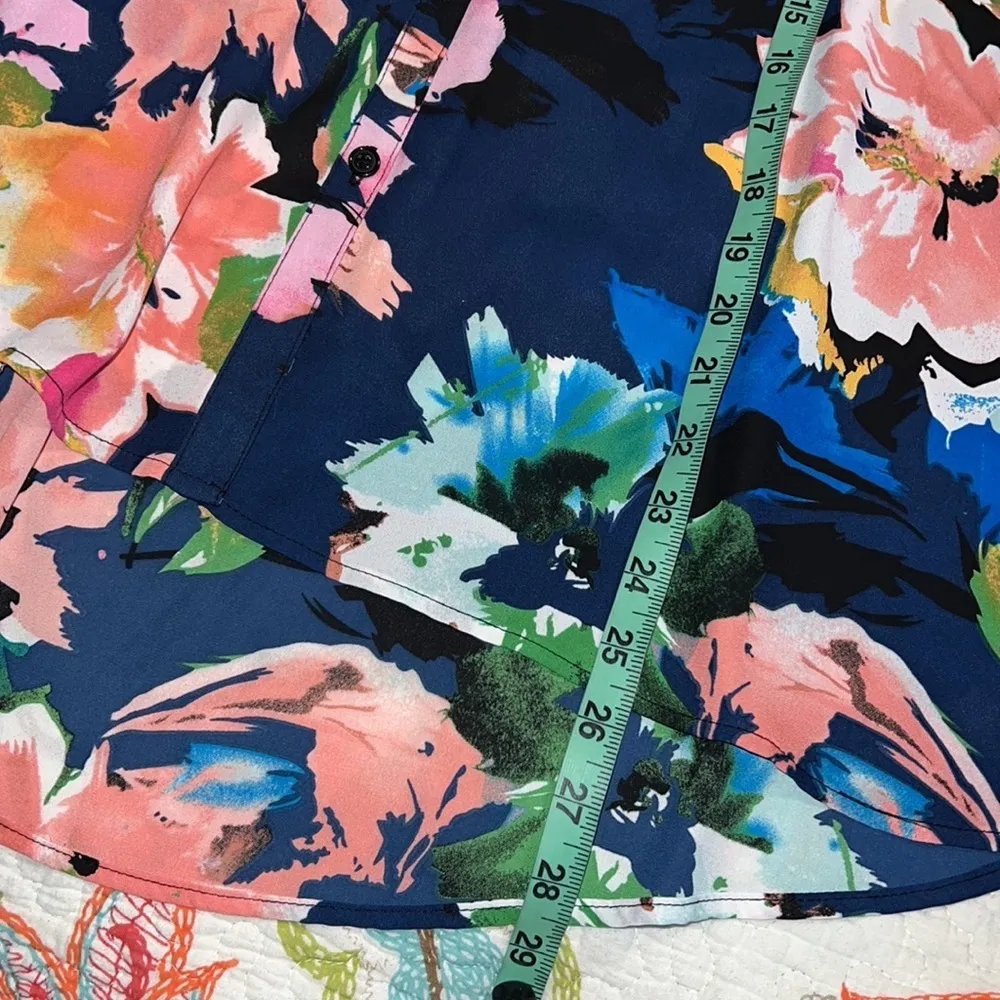 Melissa Paige sz med Springtime in Paris floral print blouse vneck roll tab slvs - Image 10