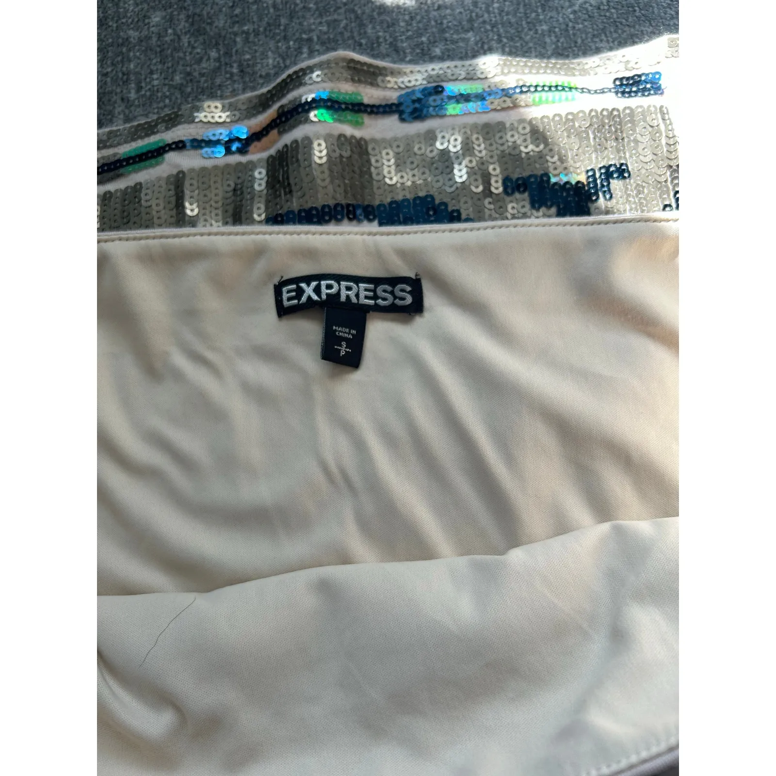 Express Pastel Sequin Skirt EUC - Image 5