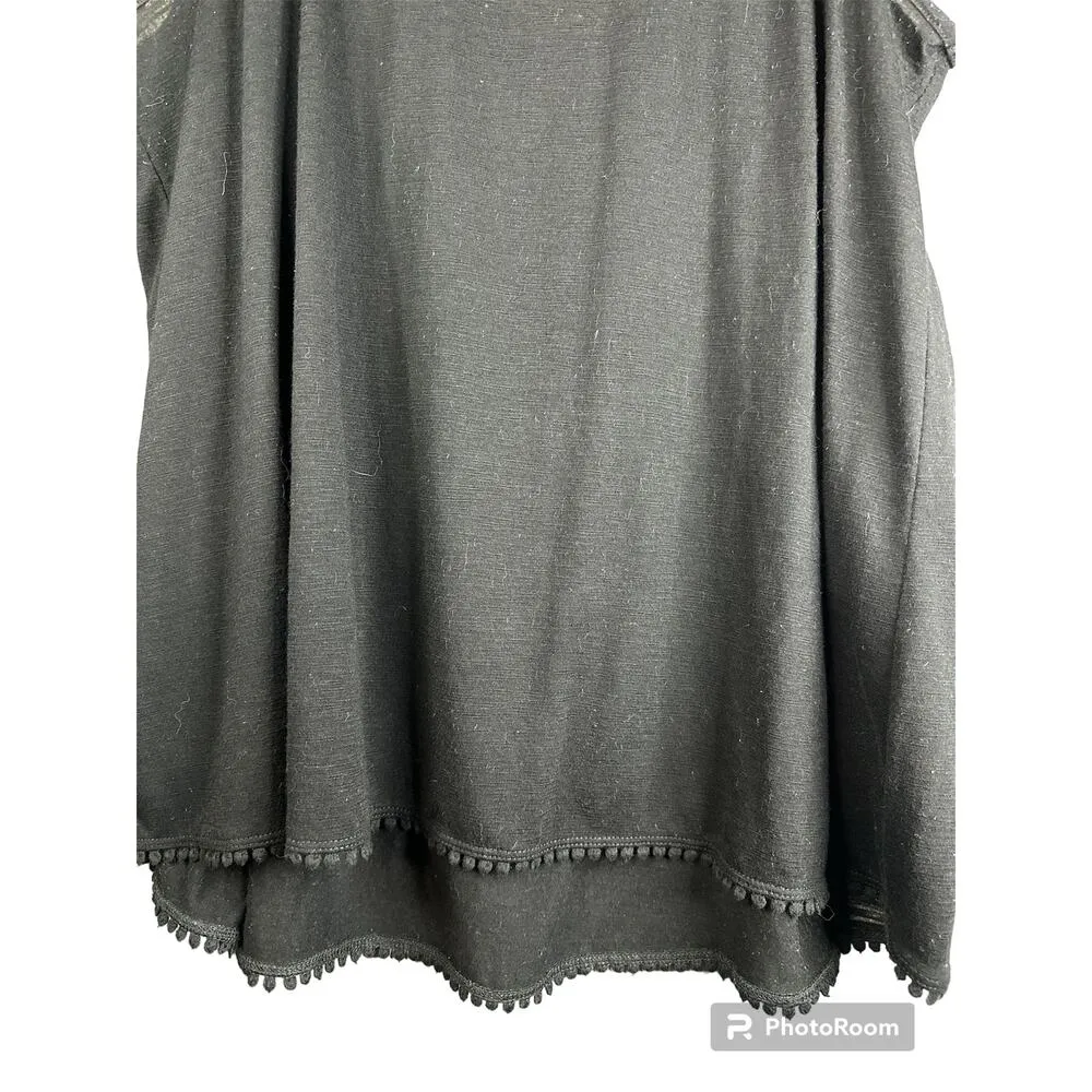 Torrid Black Sleeveless Scalloped Hem Scoop Neck Keyhole Detail Tank Top Size 0X - Image 3