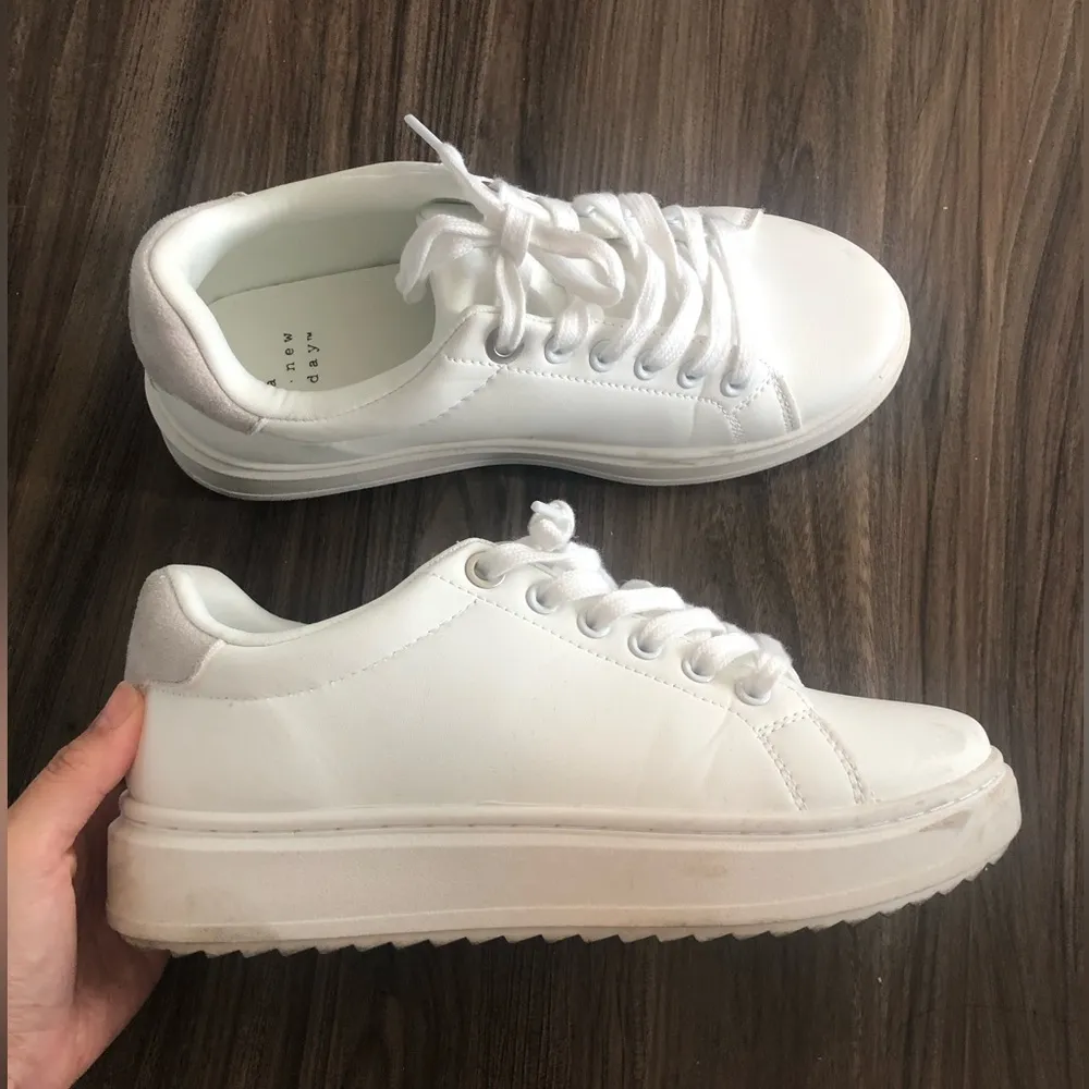 A New Day White Platform Sneaker - Image 3