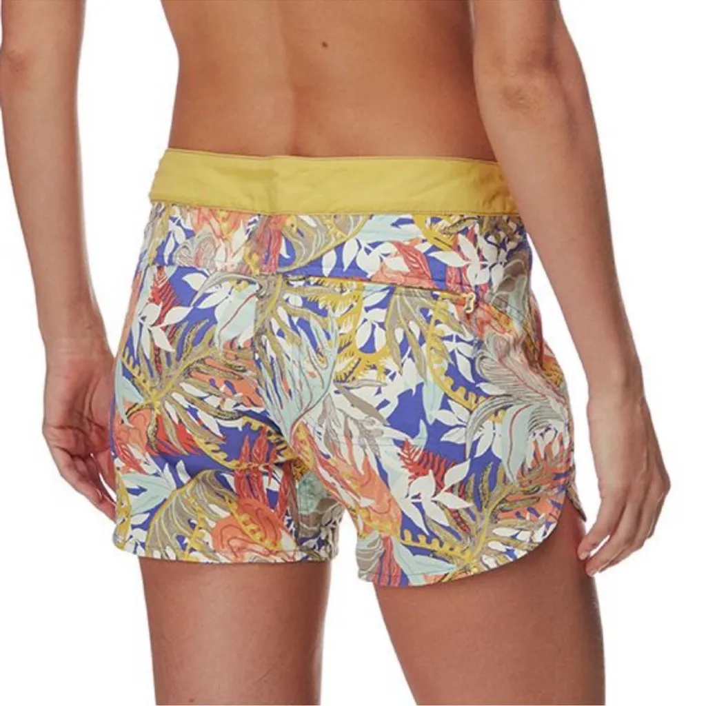 Patagonia Women’s Worn Wear Wavefarer Boardshorts 5” Jurassic Ferns Violet Blue - Image 5