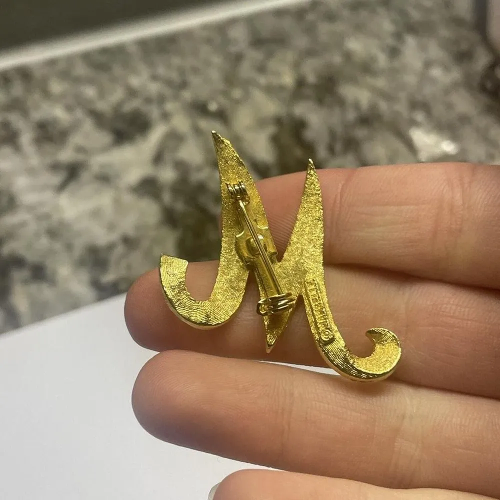 Vintage Mamselle Textured Goldtone Metal Initial / Letter M Brooch Pin Gold - Image 6