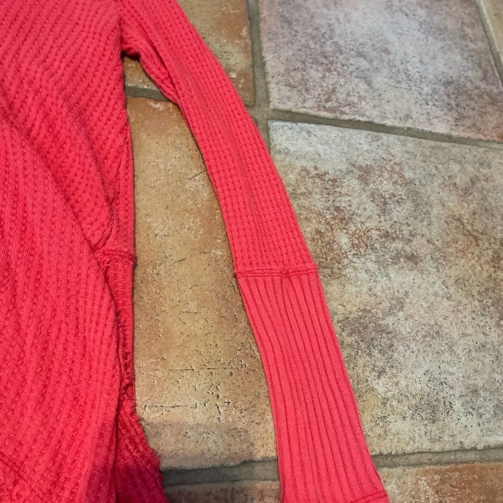 Free people, oversized, waffle Henley, high, low, raw edges top - Image 3