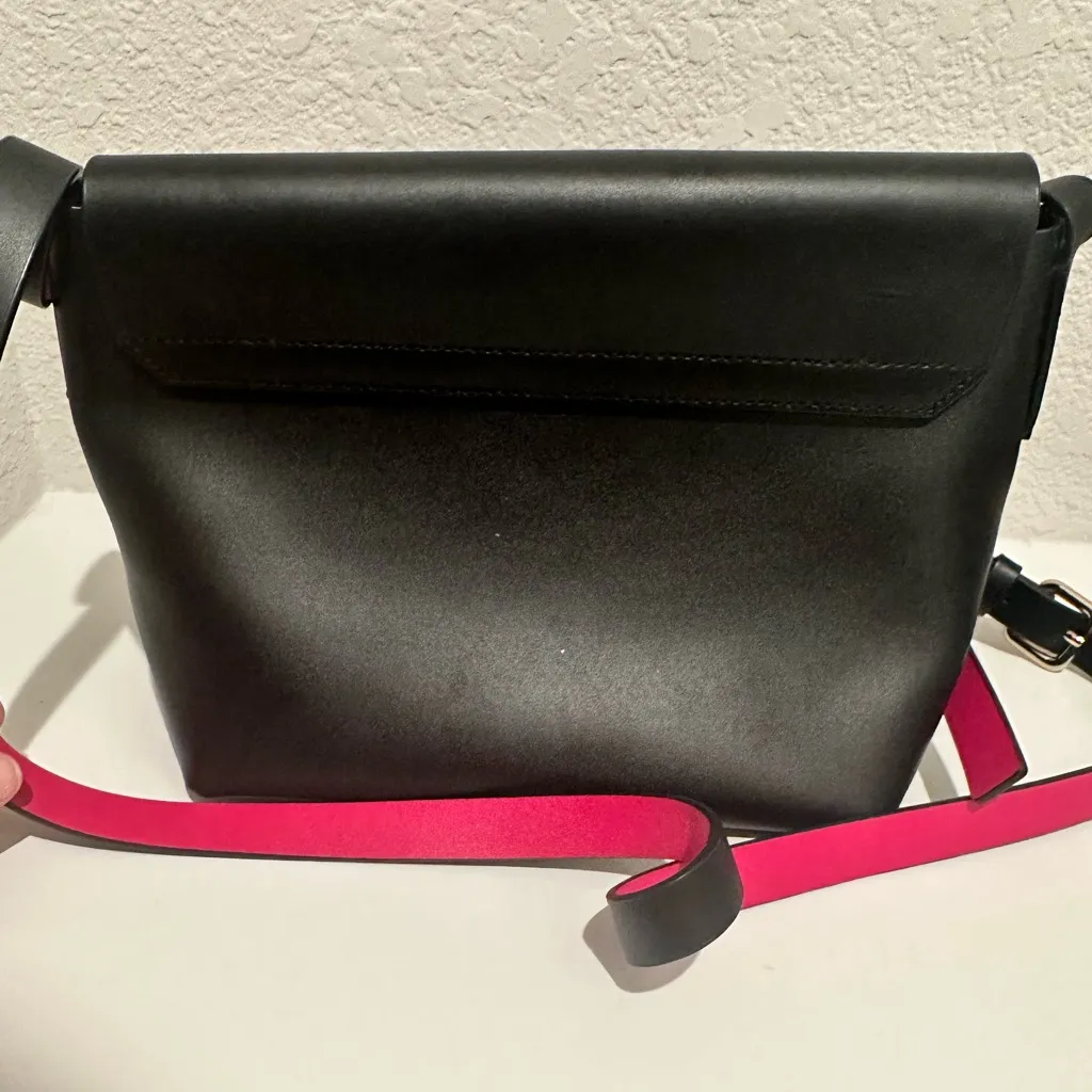 Kate Spade Madie Putnam Drive Leather Crossbody Bag Black and Hot Pink - Image 7