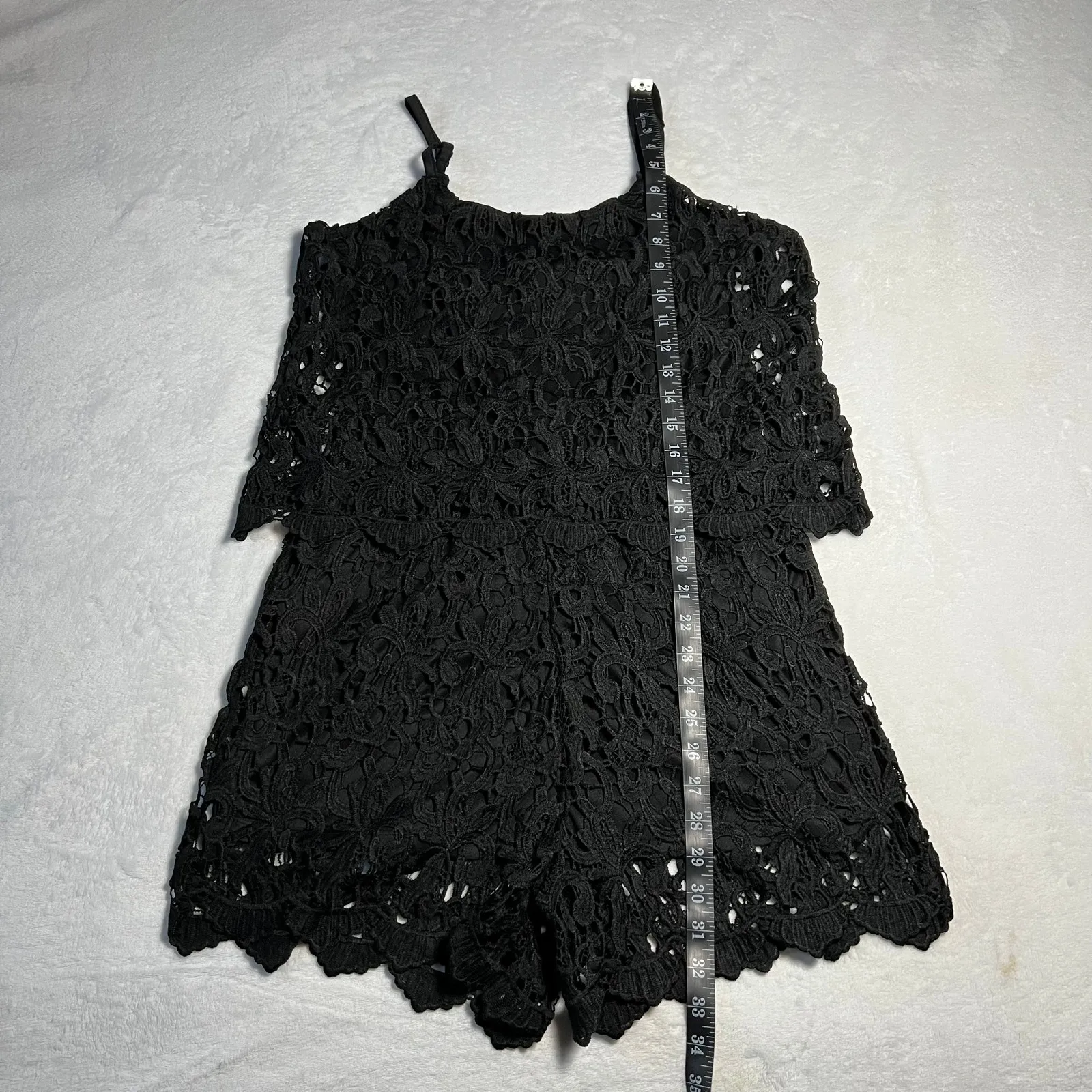 Romeo & Juliet Couture Sleeveless Lace Playsuit Romper Size Small NEW Festival - Image 10