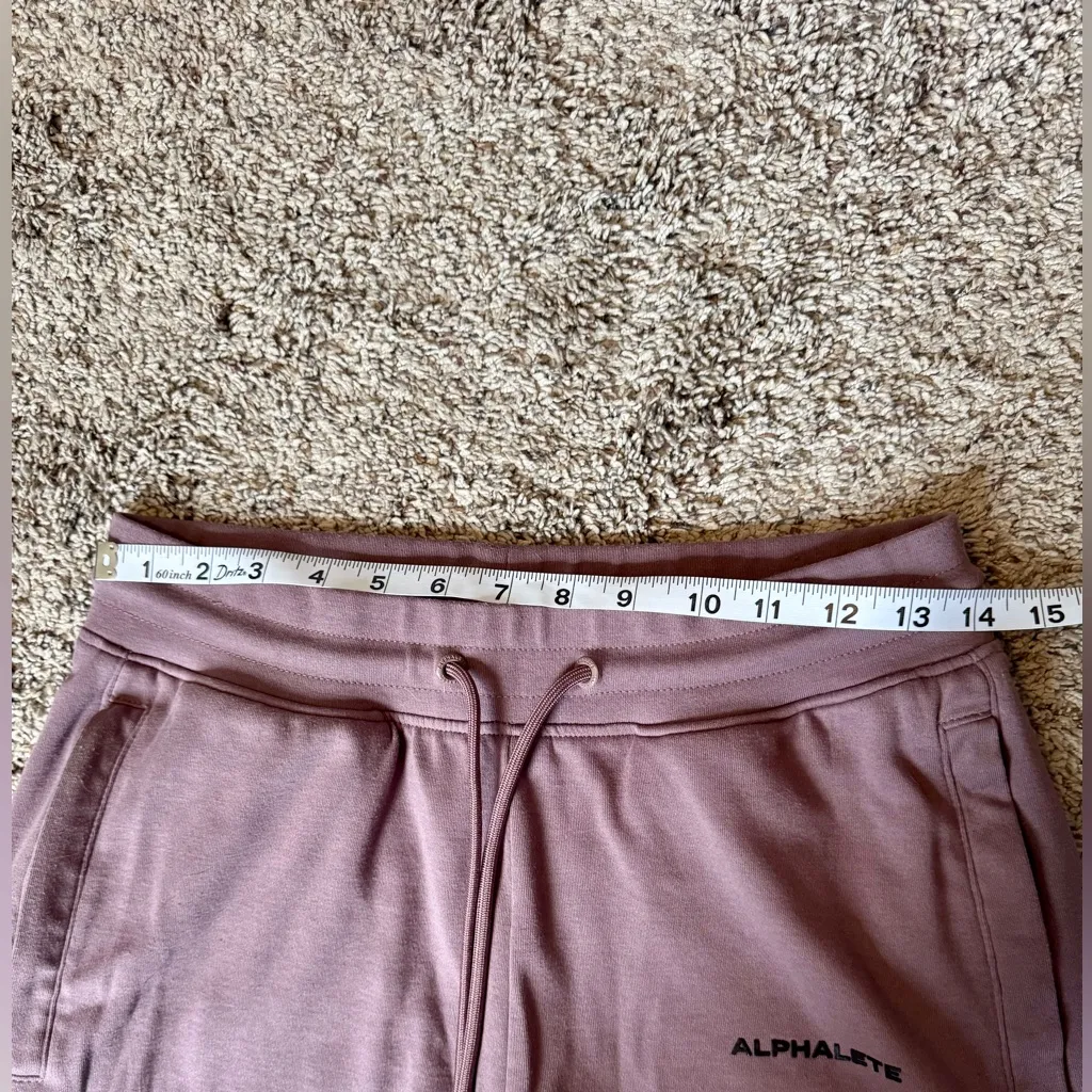 Alphalete Essential Core Shorts - Image 4
