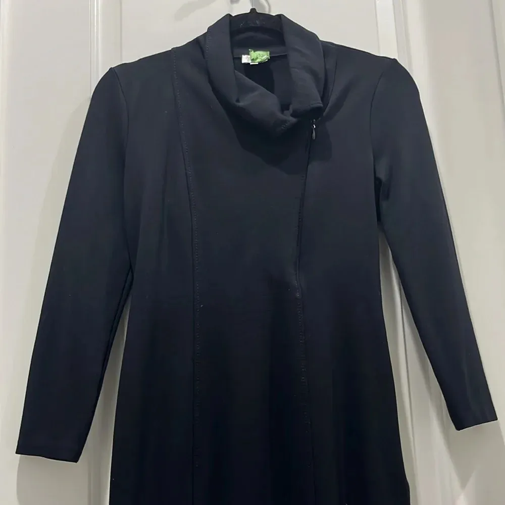 Armani Collezioni Long Sleeve Half Zip Drape Front Black Mid Dress Sz 4 - Image 2