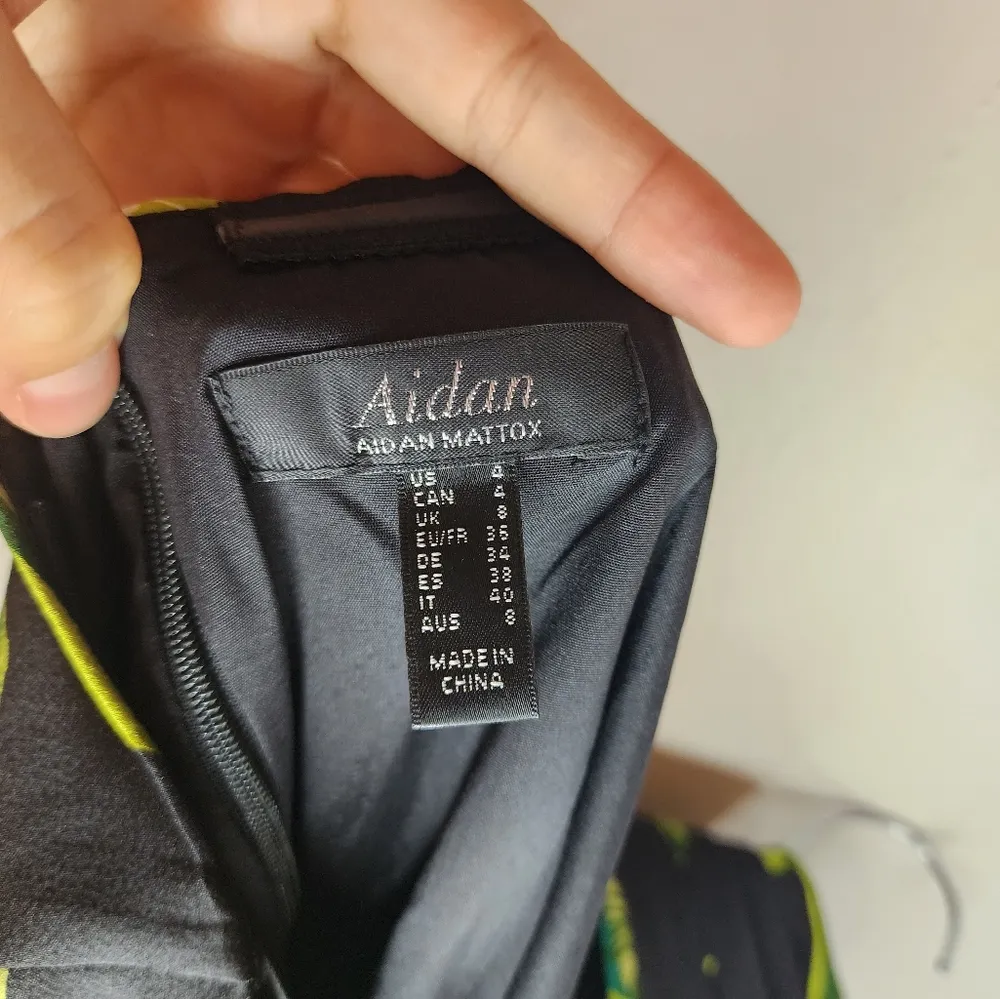 NWT Aidan Mattox Women's Floral-print satin-crepe halterneck dress - Image 8