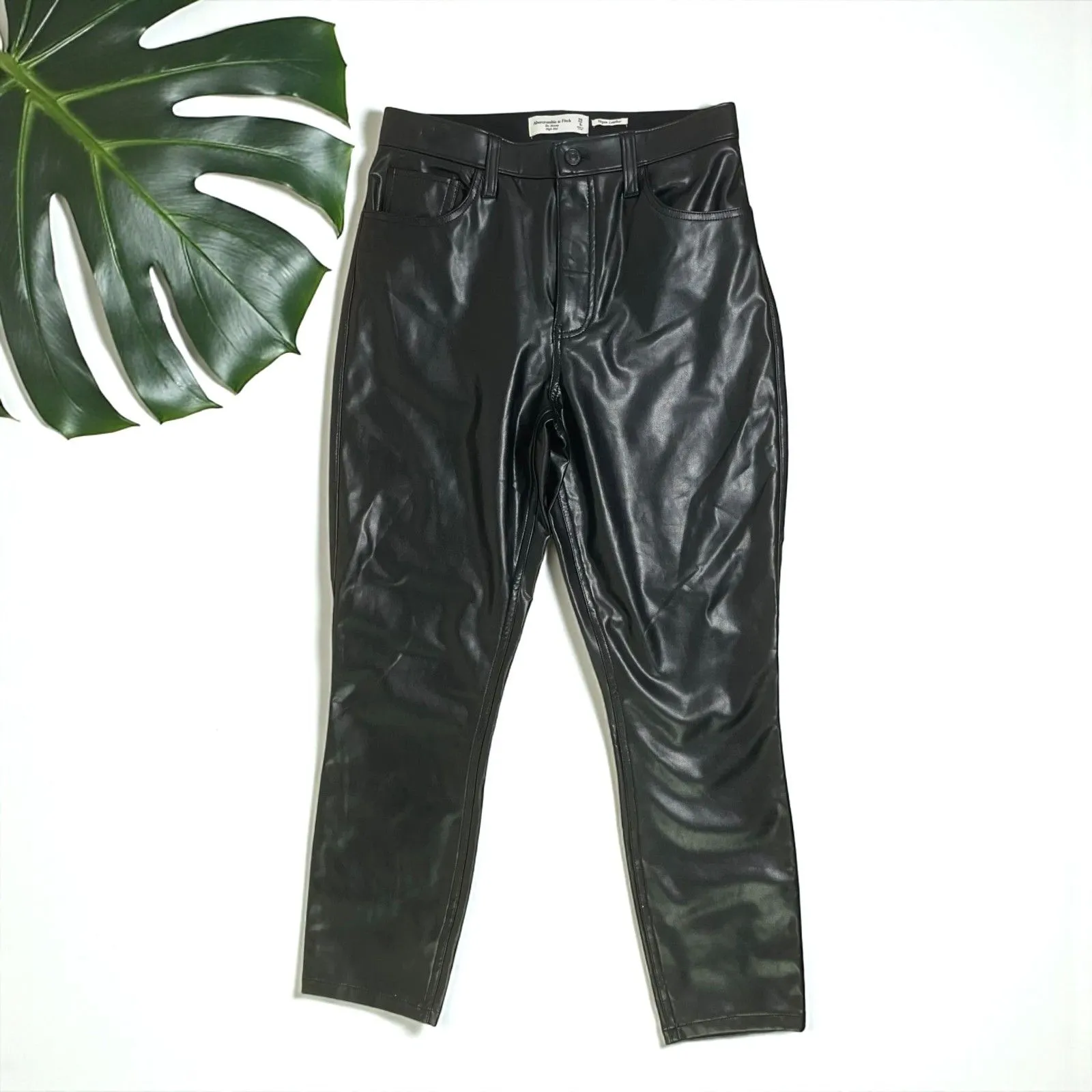 🆕 Abercrombie & Fitch Skinny High Rise Pants in Vegan Leather - Image 6