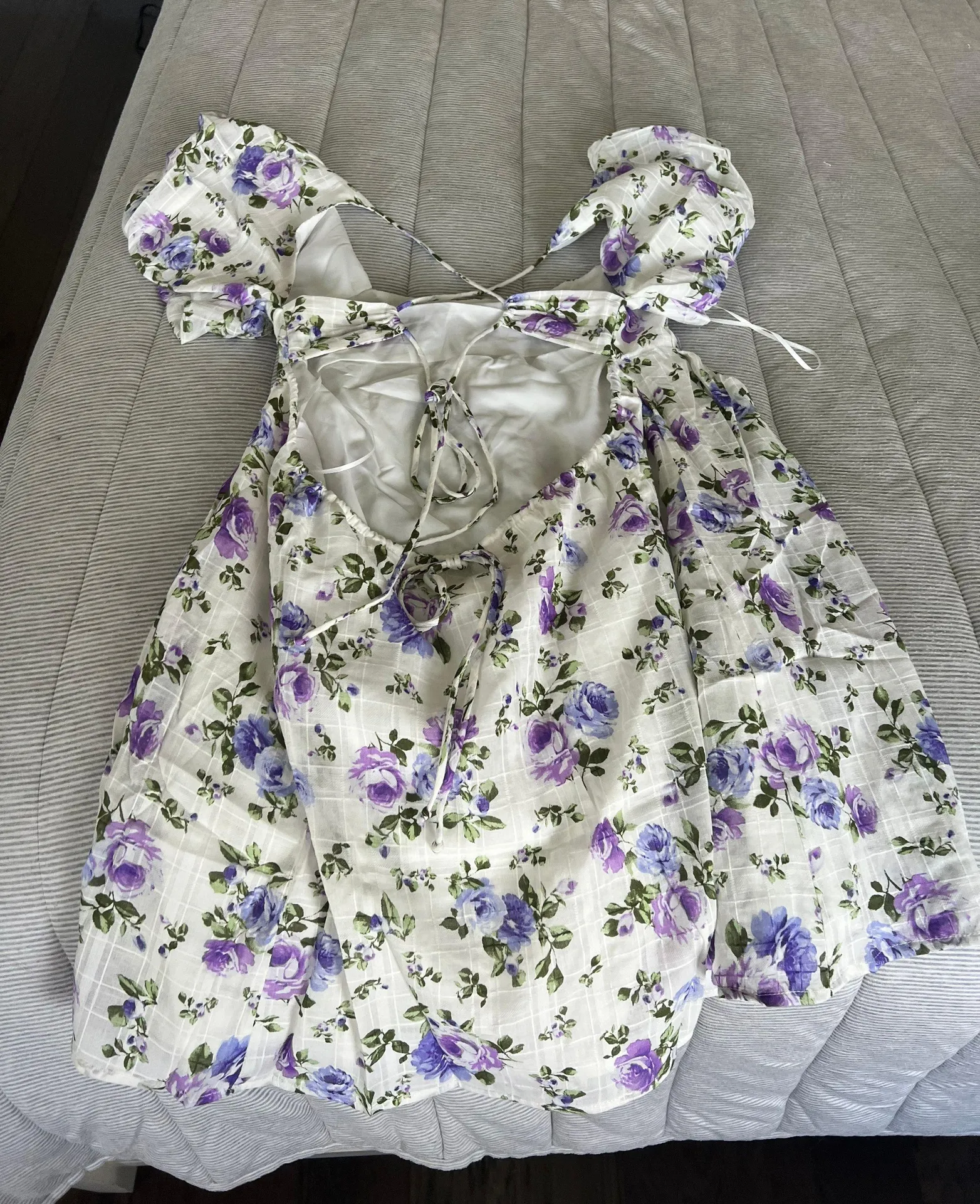 Isabelle's Cabinet  FLOWY DRESS - Image 4