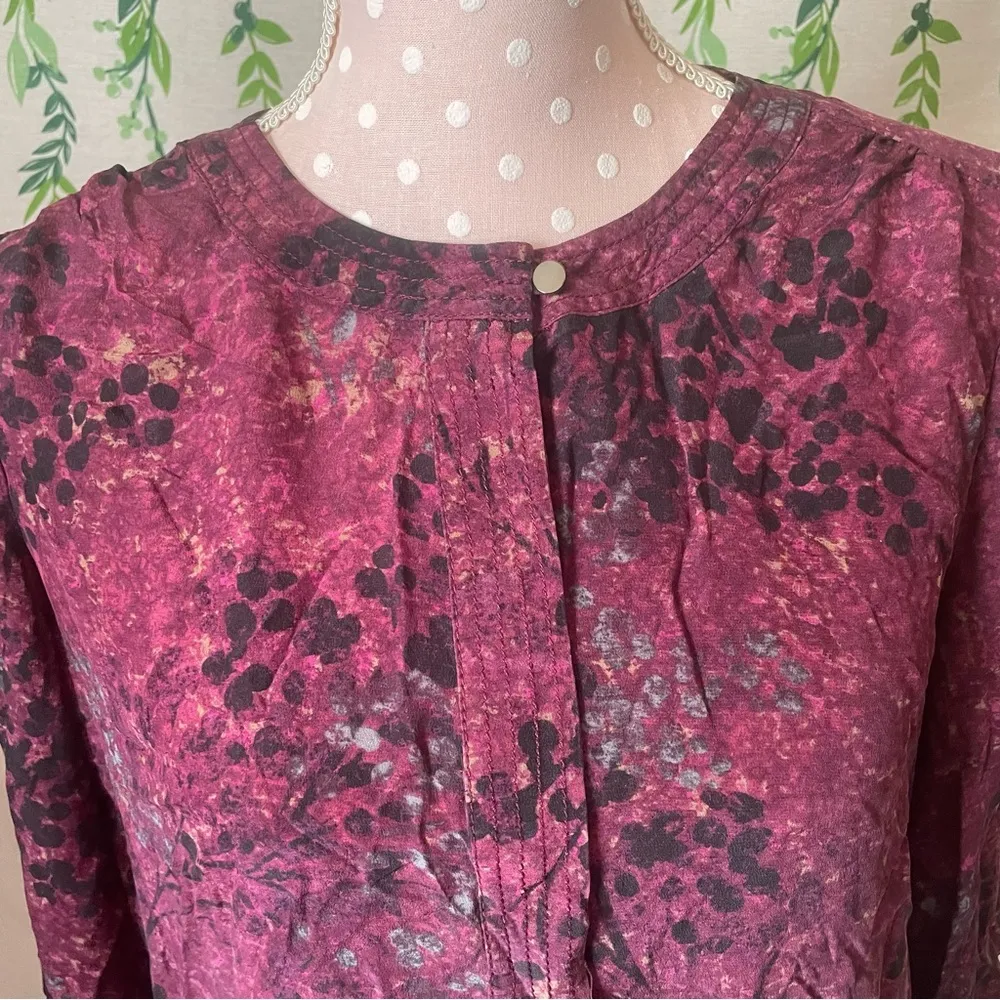 Size 8 Banana Republic Purple Button Down Blouse C2 - Image 3