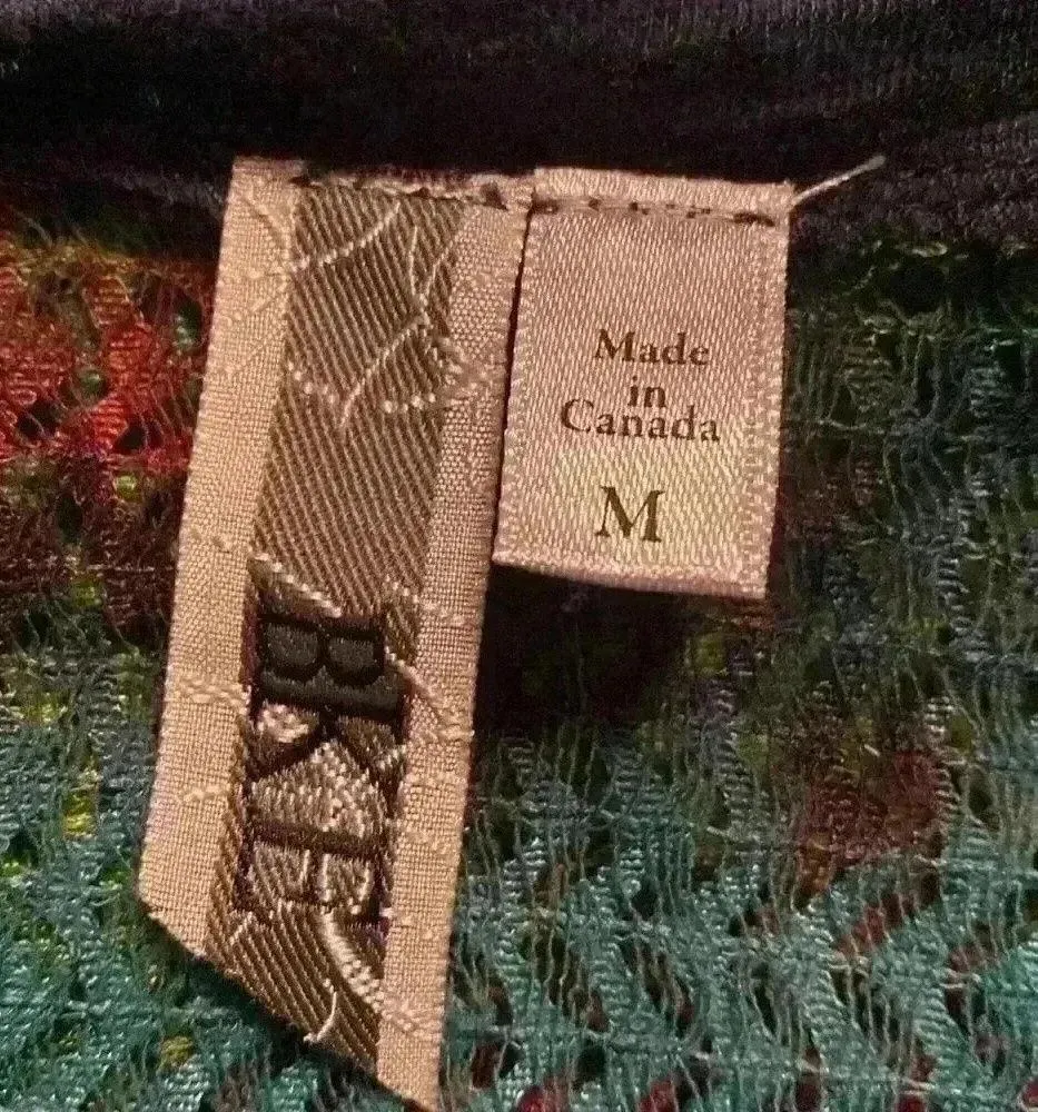 BKE colorful sheer blouse size medium - Image 3