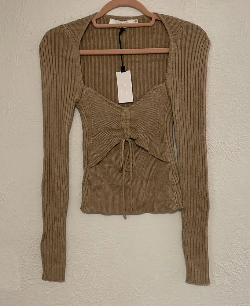 NWT The Astr The Label Cortana Sweater Size Small Tan - Image 5