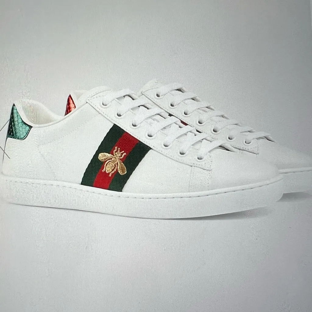 Gucci  ♥️💚 AUTHENTIC size 7 - Image 3