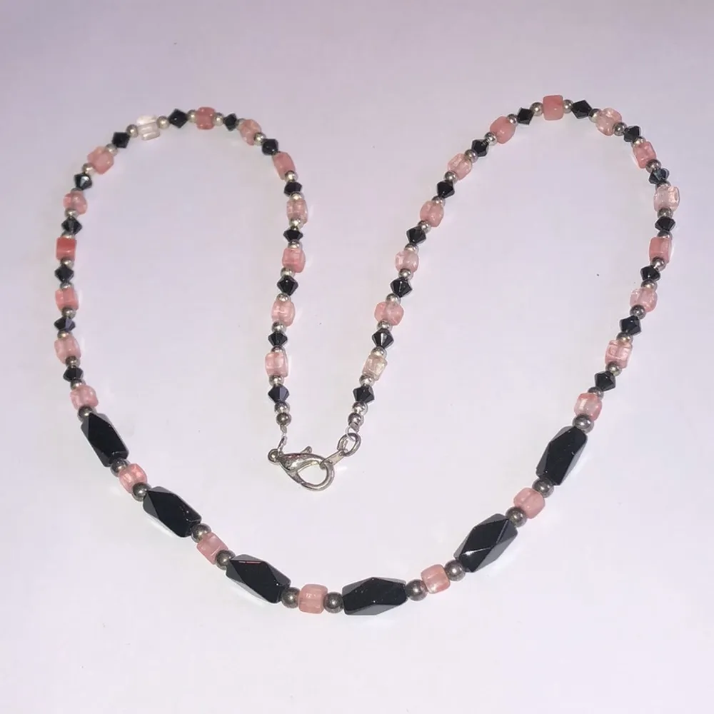 Pink Rose Quartz? Black Beaded Boho Classic Necklace - Image 3