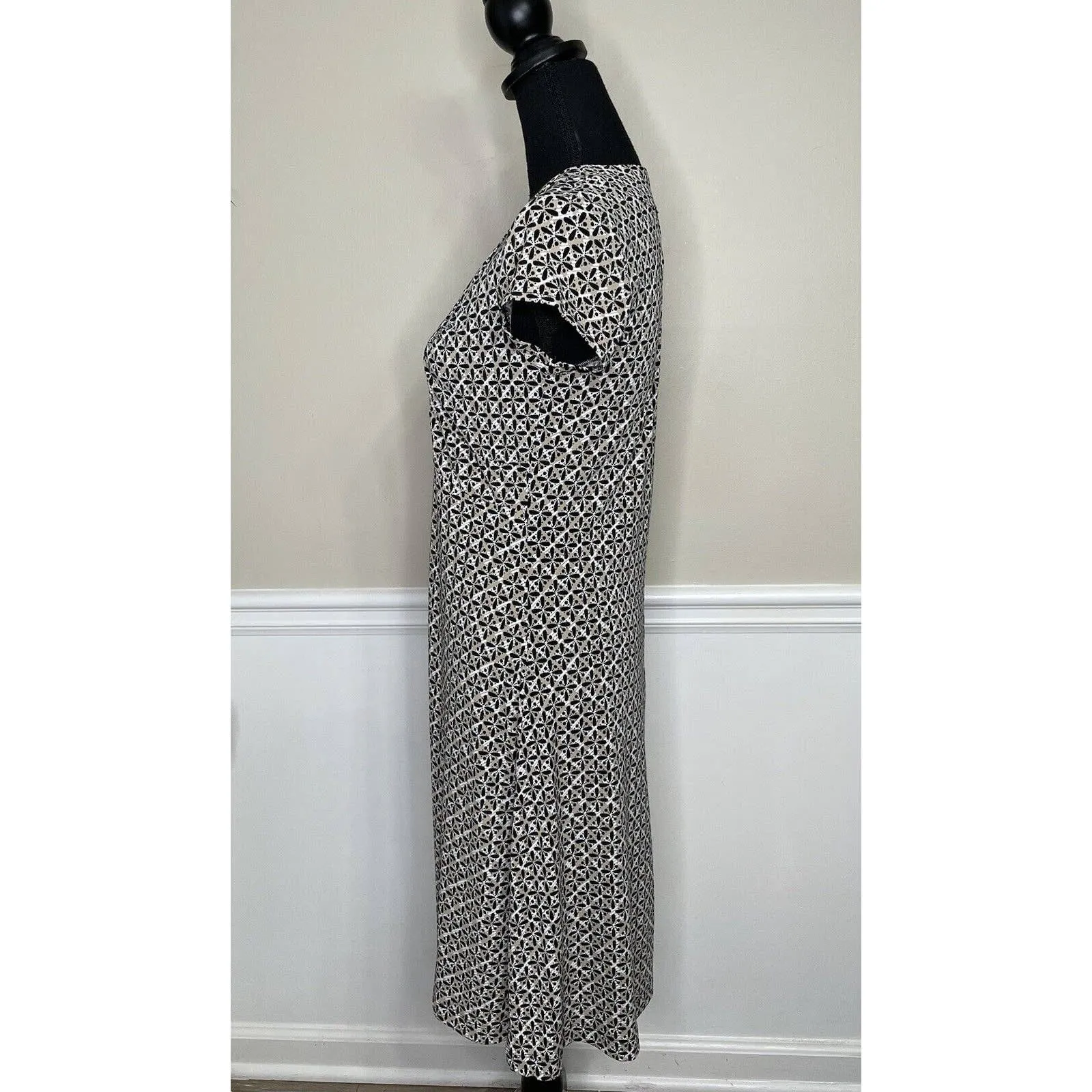 Axcess A Liz Claiborne Company Black And Tan Geo Print Dress Size Small - Image 4