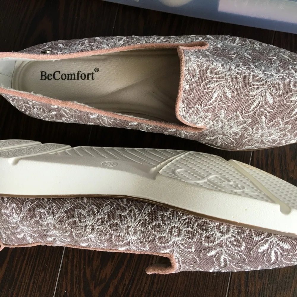 beComfort imported embroidered Fabric 👟 shoes Size 6 - Image 2