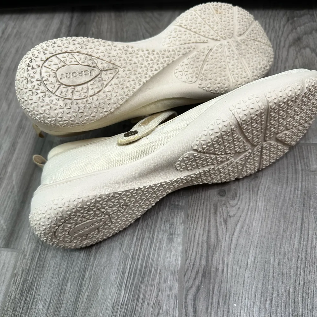 Elegant Cream Women's Sneakers Size 10 - Image 8