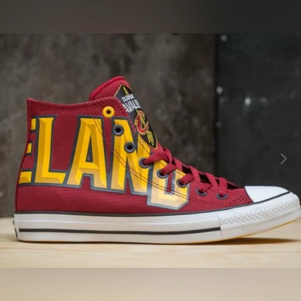 Converse chuck Taylor’s Cleveland Cavaliers High-Top Sneakers - Image 2