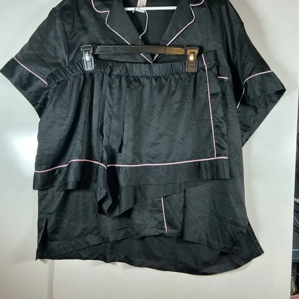 Victoria's Secret Black Pajama Set with Pink Trim A0320 - Image 2