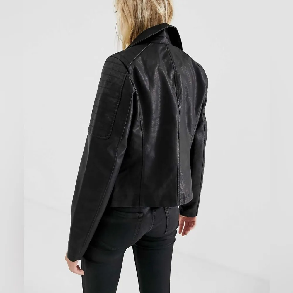 Noisy May  leather look jacket in black - Image 2