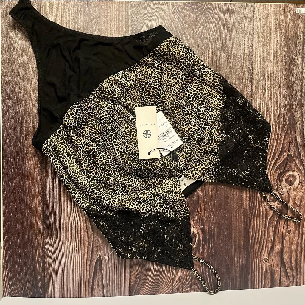 Socialite Leopard Cheetah Print and Black Lace V-Neck Bodysuit Tank size XS NWT - Image 7