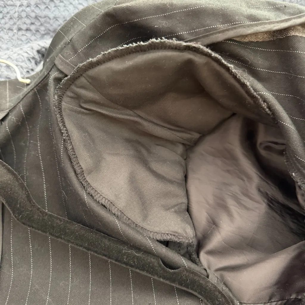 Mossimo Pinstripes 1 button Classic Blazer Lined Size Medium Black - Image 10