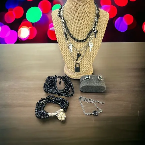 5 Piece Silver Tone Black Jewelry Lot Glass Beads Lock Key Necklace Anklet Premi - Image 2