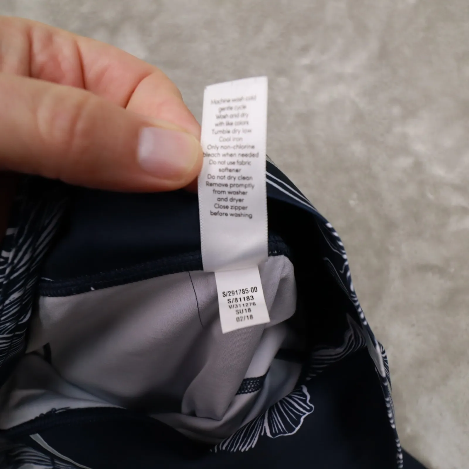 Athleta Floral Sonic Navy Blue White Tennis Golf Pickleball Skort Women's Medium - Image 7