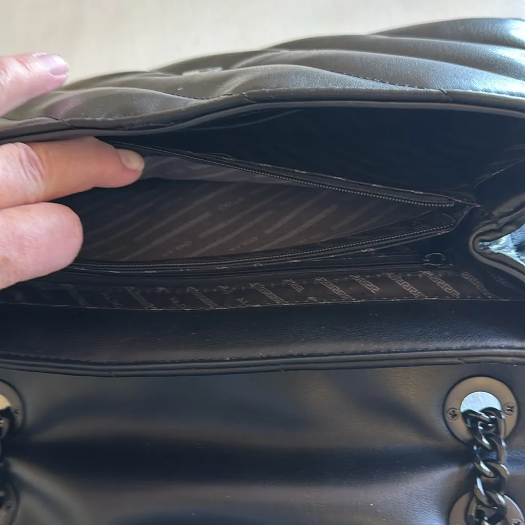 Aldo Black Quilted Shoulder Bag with Chain Strap - Image 8